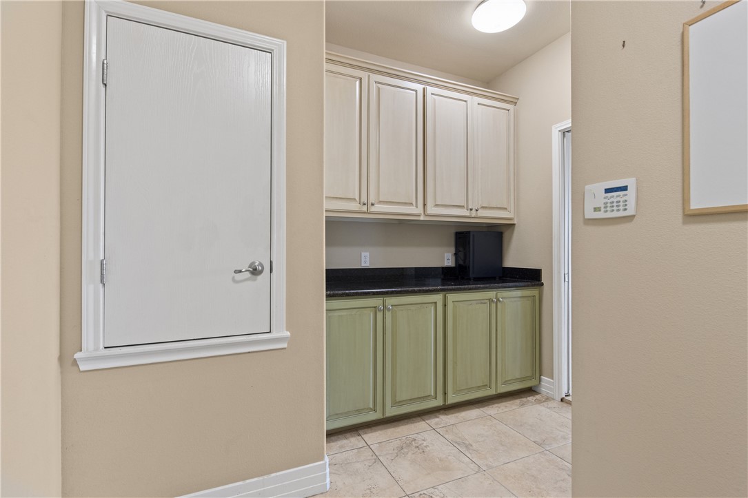 14730 Aquarius St Property Photo 10