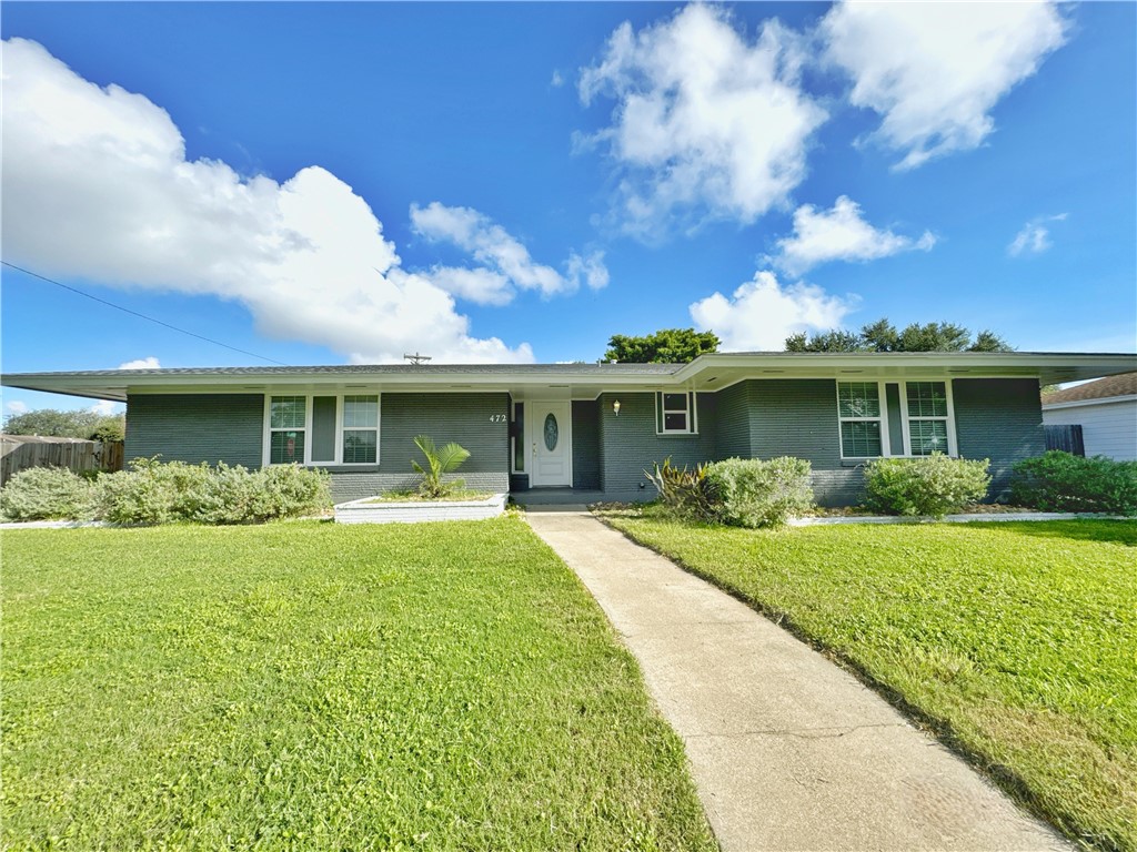 472 Coral Pl Property Photo 1