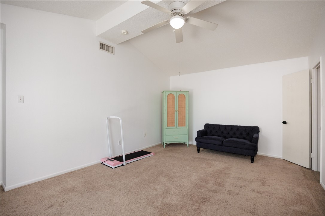 212 San Saba Dr Property Photo 22