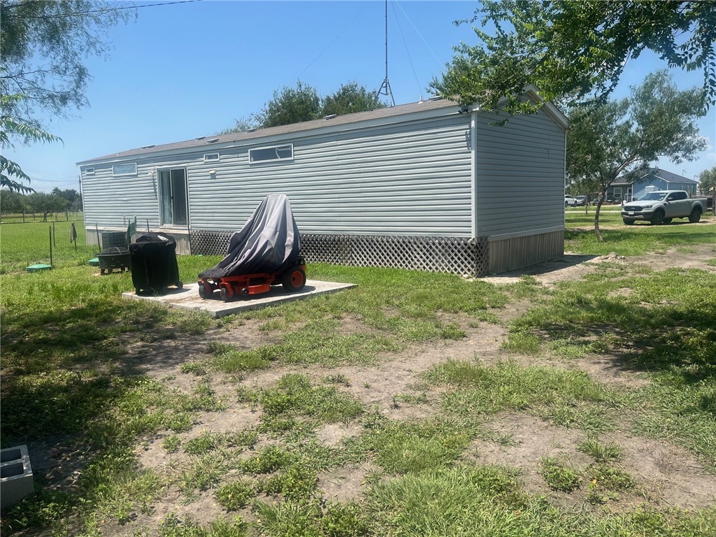 4687 Reyes St Property Photo 5
