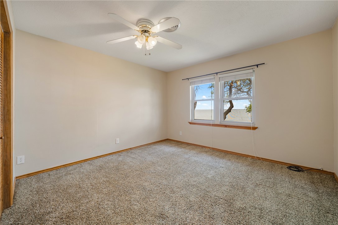 966 E Fm 628 Property Photo 19