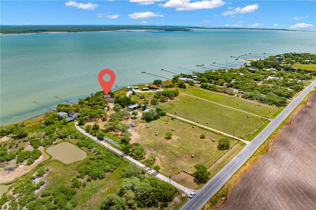 966 E Fm 628 Property Photo 30