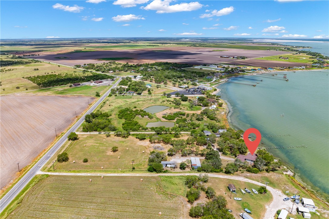 966 E Fm 628 Property Photo 36