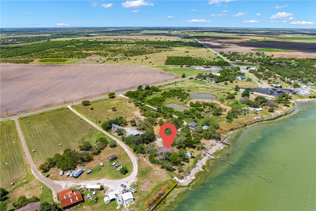 966 E Fm 628 Property Photo 37