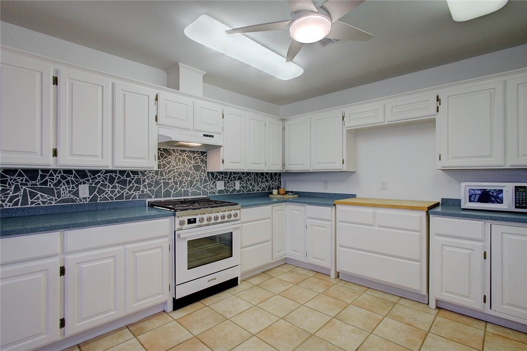 110 Mackerel Ct Property Photo 10
