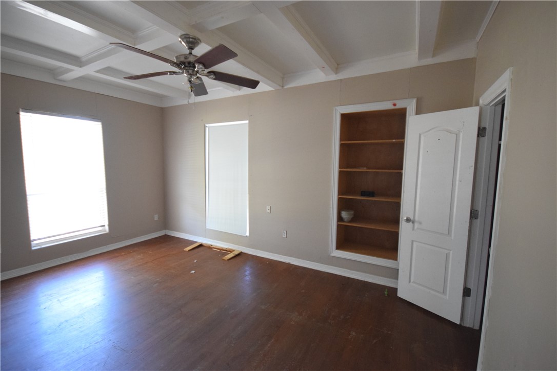 2845 Blake St Property Photo 5