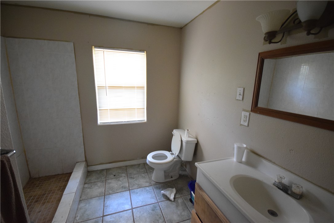2845 Blake St Property Photo 11