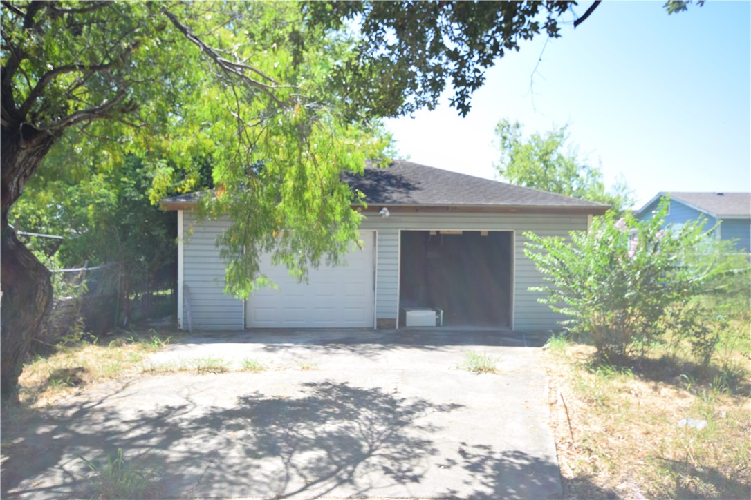 2845 Blake St Property Photo 13