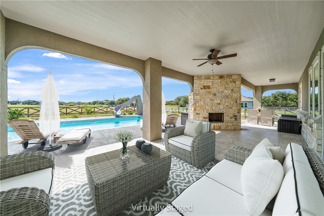 2114 Friesian Dr Property Photo 34