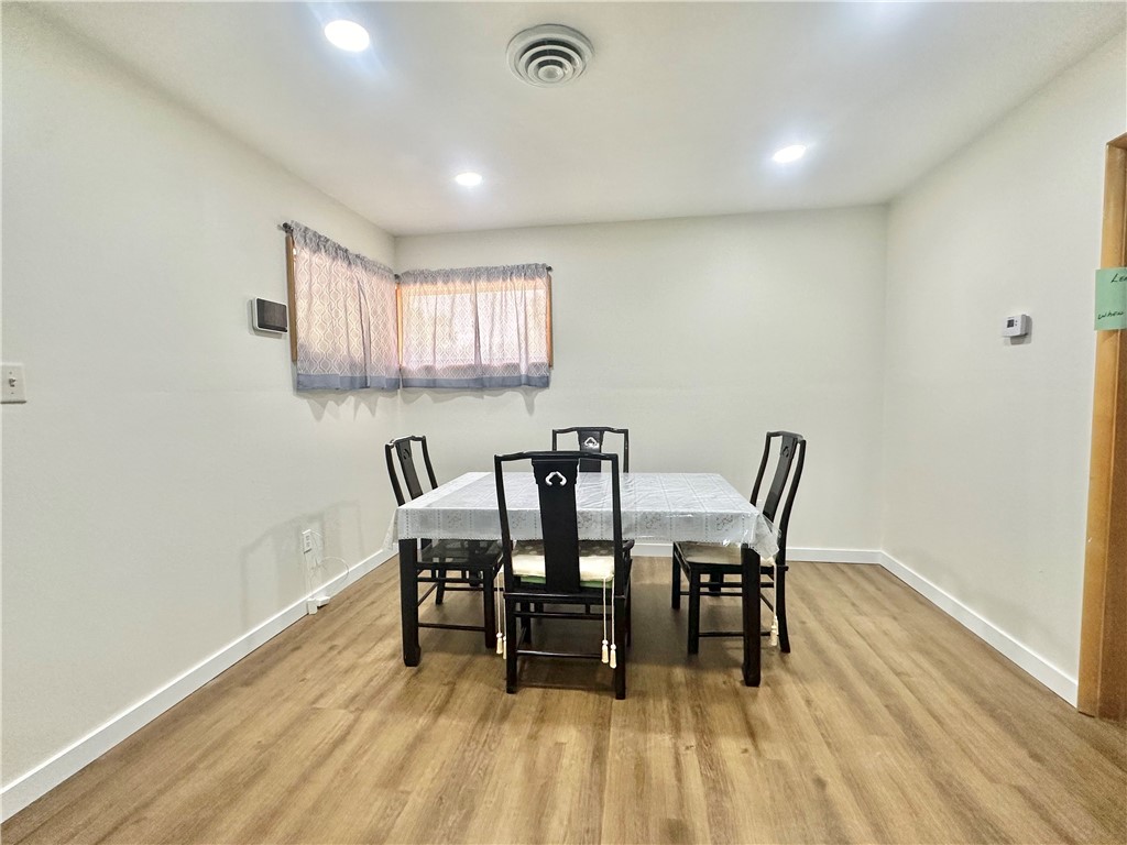 1316 Northwood St Property Photo 4