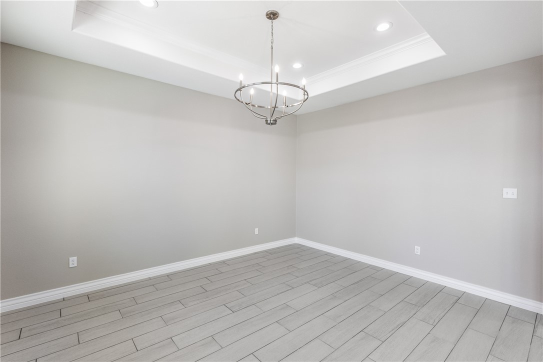 13941 Flintlock Dr Property Photo 8