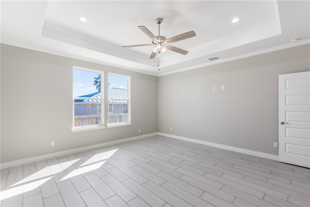 13941 Flintlock Dr Property Photo 17