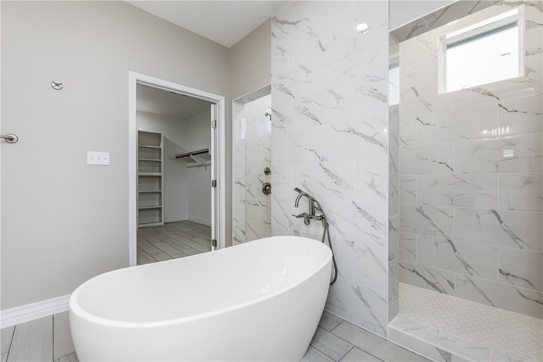 13941 Flintlock Dr Property Photo 19