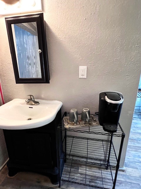 15 St. Charles Bay Property Photo 8
