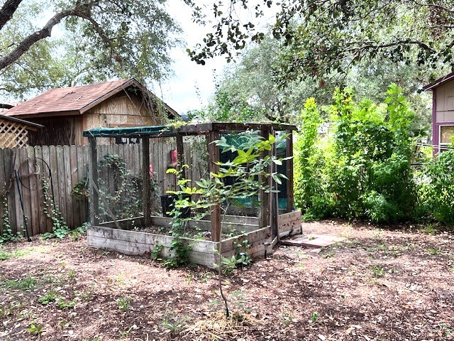 15 St. Charles Bay Property Photo 16