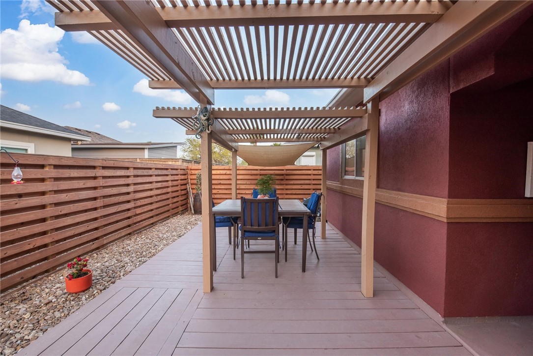 13706 Sea Horse Ave Property Photo 7