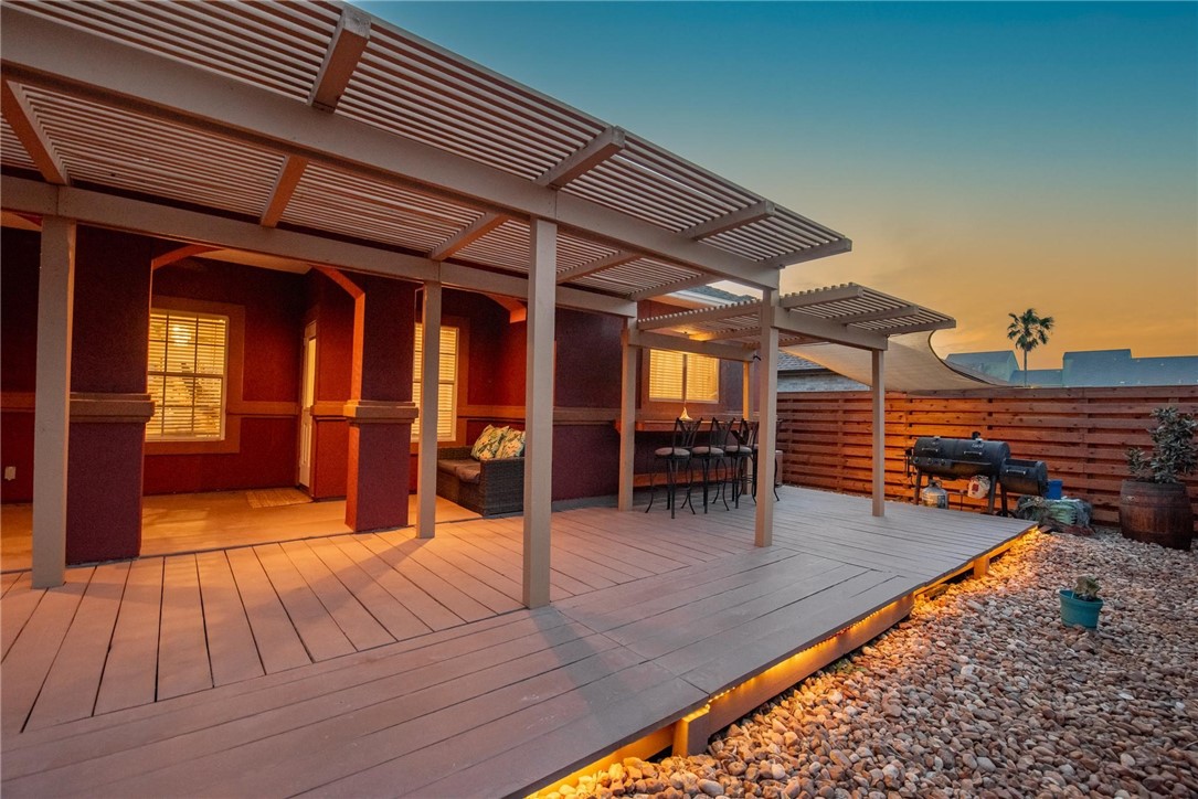 13706 Sea Horse Ave Property Photo 12