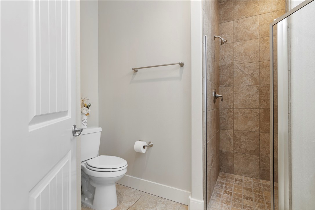 114 Lavaca Circ Property Photo 22