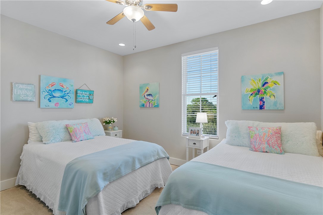 114 Lavaca Circ Property Photo 23