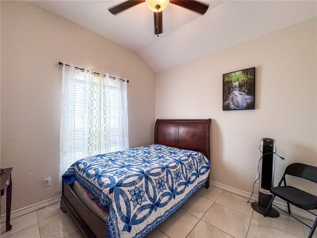 2641 Arshia St Property Photo 17