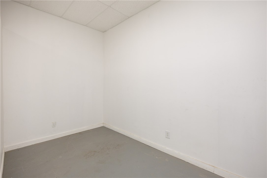 4058 Lou St Property Photo 23