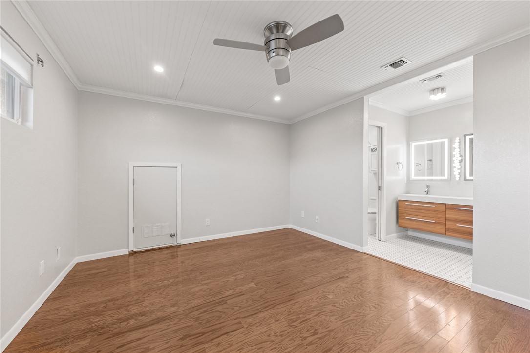 13731 Tajamar St Property Photo 26