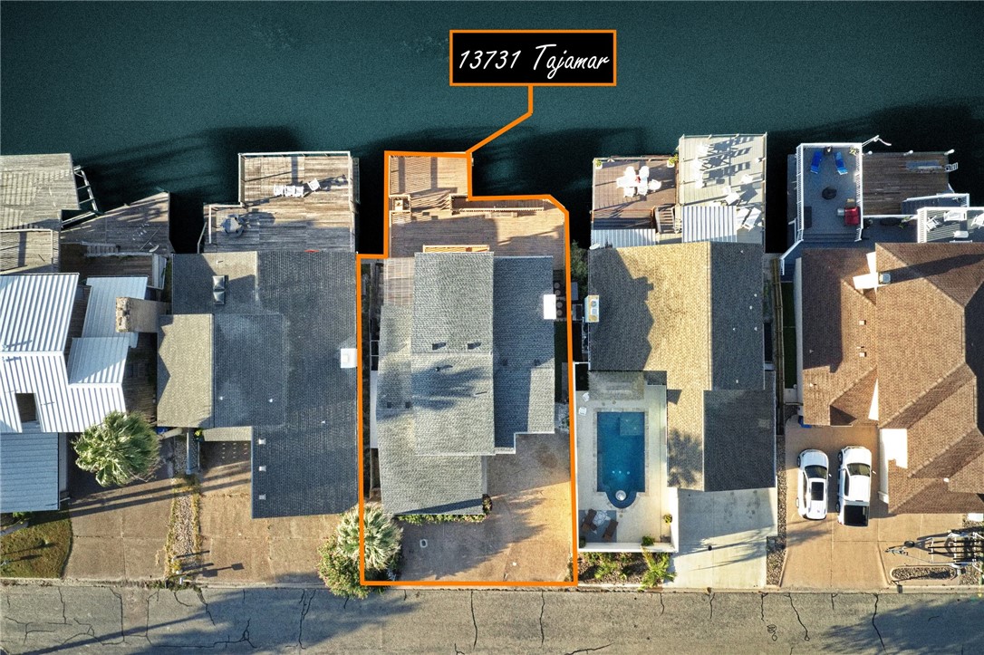 13731 Tajamar St Property Photo 37