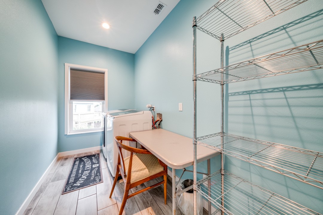 610 Sandollar Property Photo 19