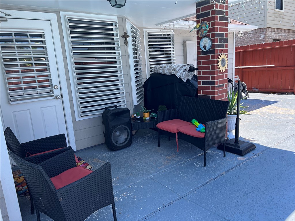 6130 Jessica Dr Property Photo 12