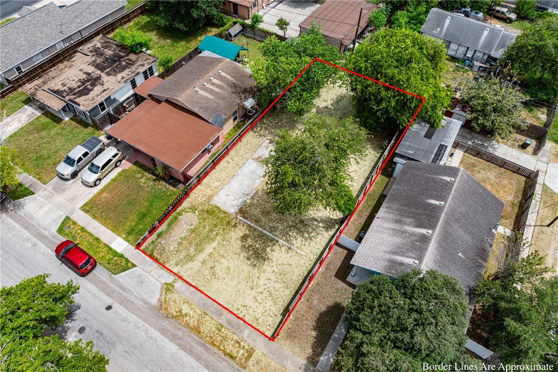 4514 Nicholson St Property Photo 2