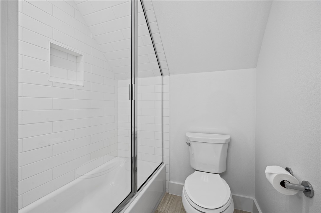 119 Wild Indigo St 3b Property Photo 23