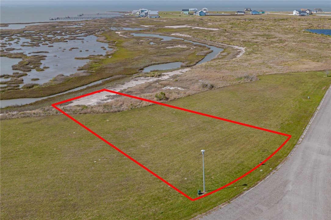 64 Lake Shore Property Photo 1