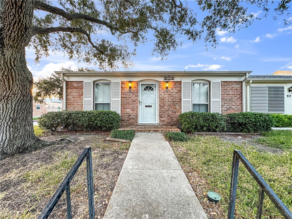91 Townhouse Lane