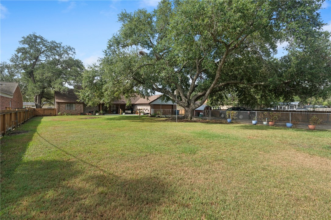 1105 David St Property Photo 18