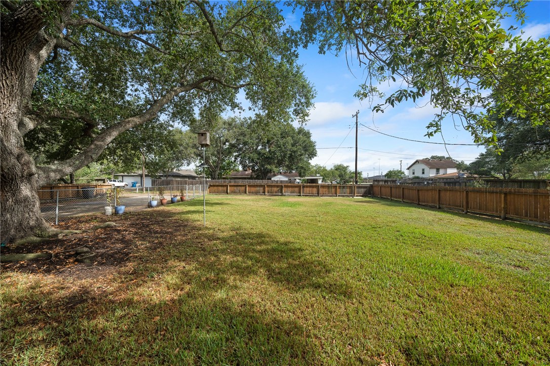 1105 David St Property Photo 35