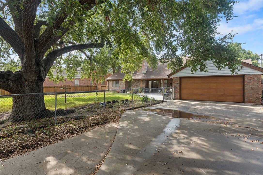 1105 David St Property Photo 36