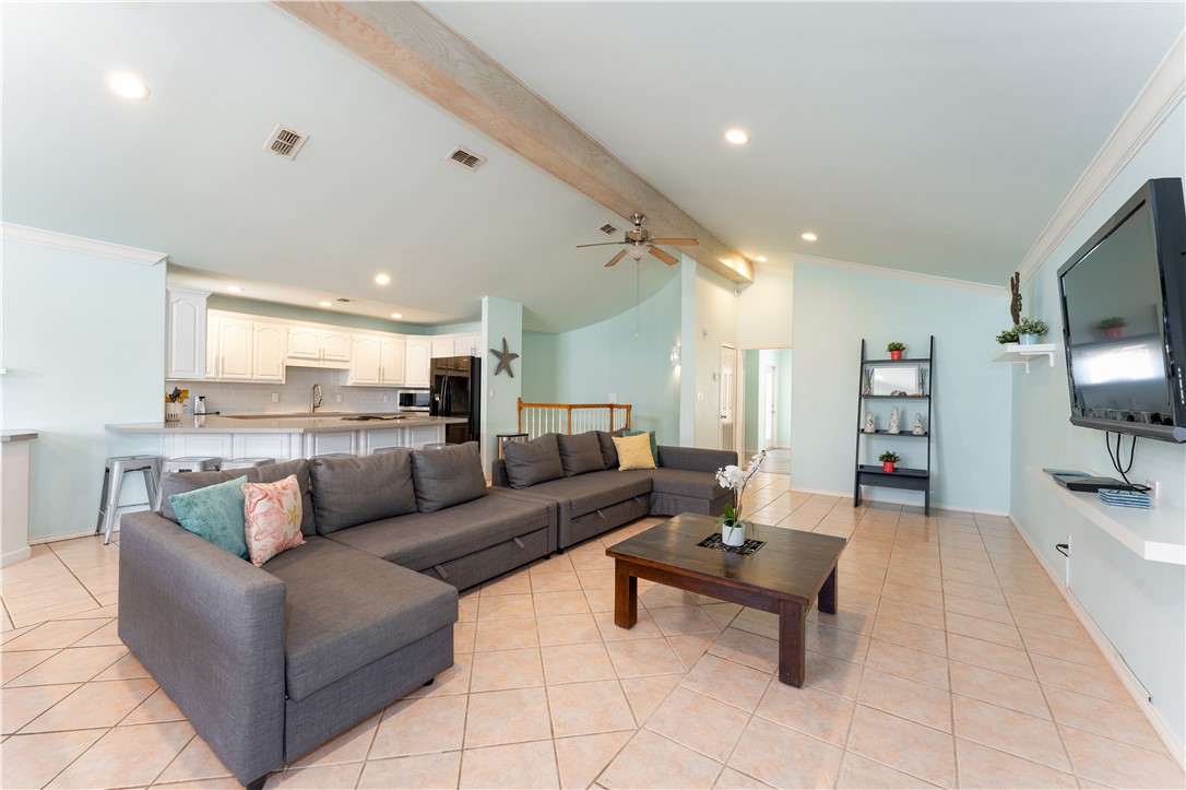 103 E Palmetto Dr B Property Photo 6