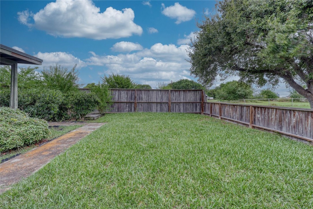 104 Country Pl. Property Photo 29