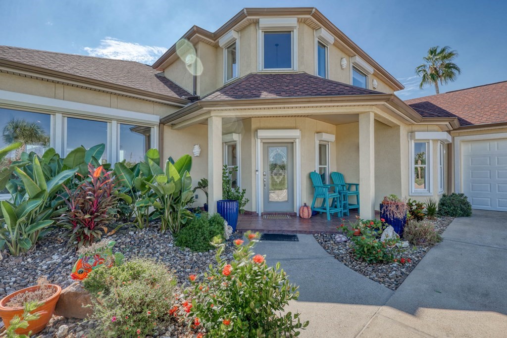 411 Porpoise Dr Property Photo 4