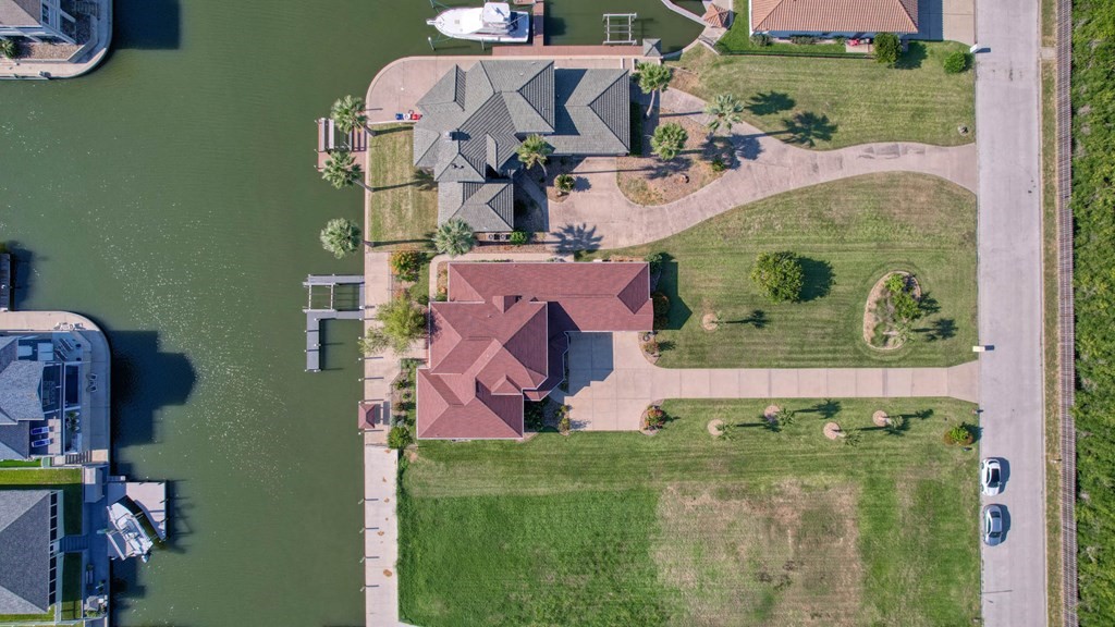 411 Porpoise Dr Property Photo 36