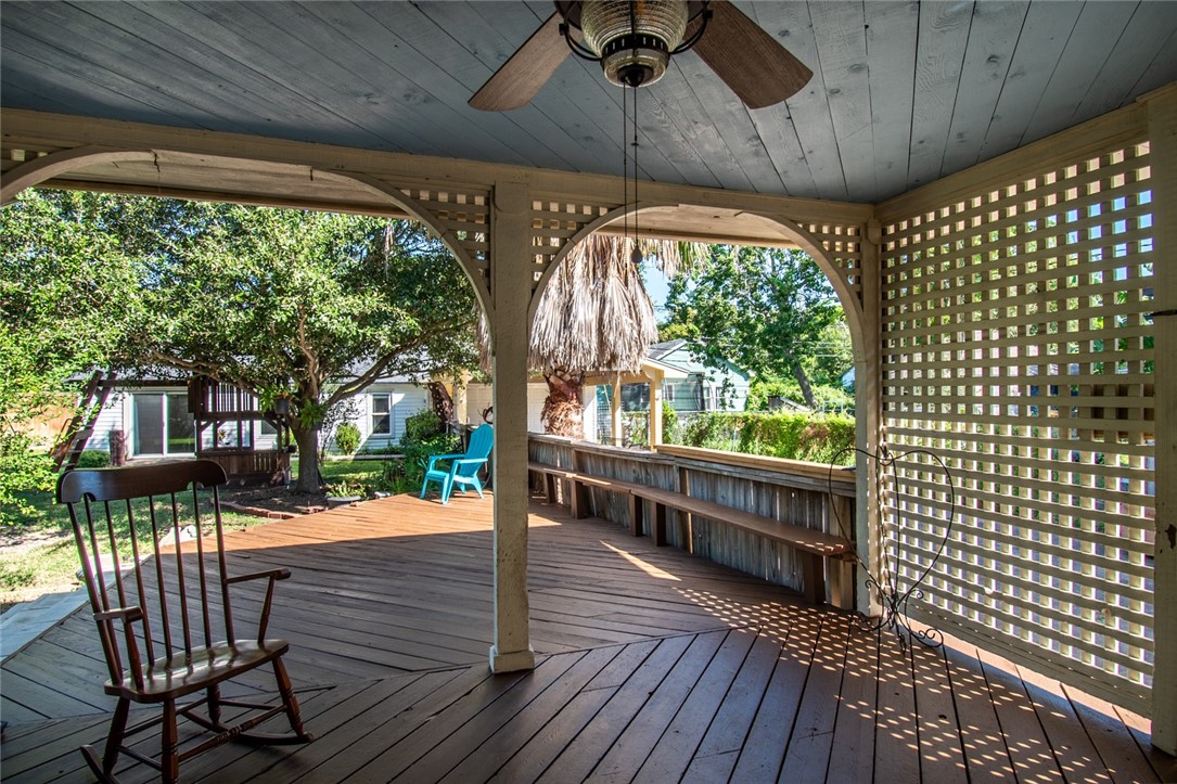 434 Del Mar Blvd Property Photo 24