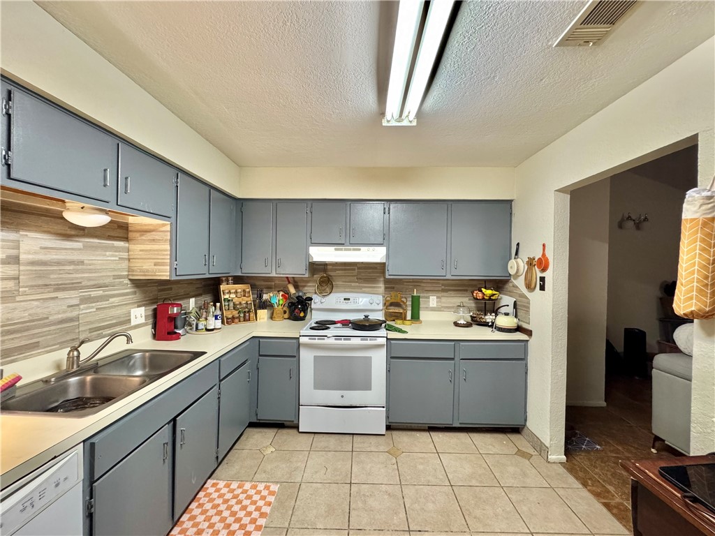 6624 Hardwick Dr Property Photo 28