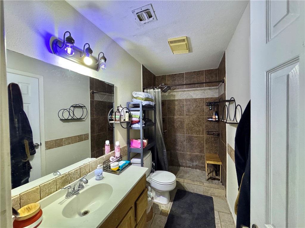 6624 Hardwick Dr Property Photo 29
