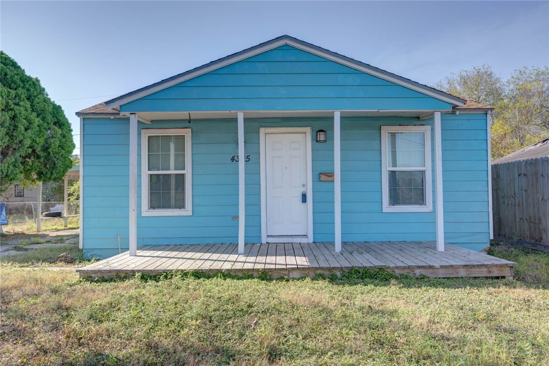 4325 Jose Dr Property Photo 1