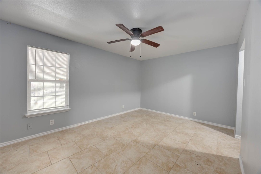 4325 Jose Dr Property Photo 13