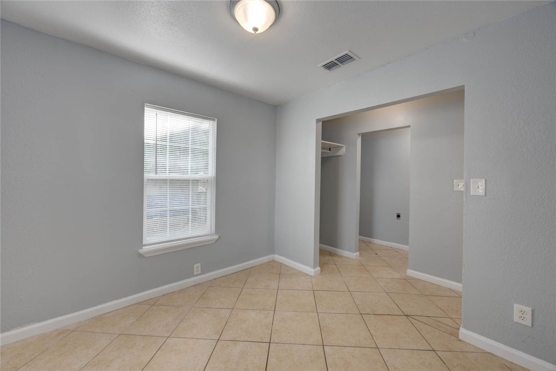 4325 Jose Dr Property Photo 17