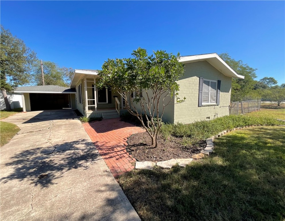 3662 Monterrey Property Photo 2