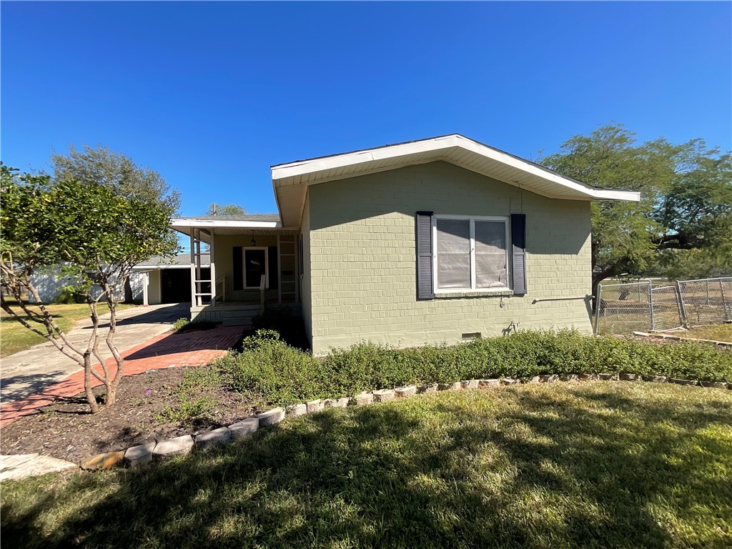 3662 Monterrey Property Photo 3