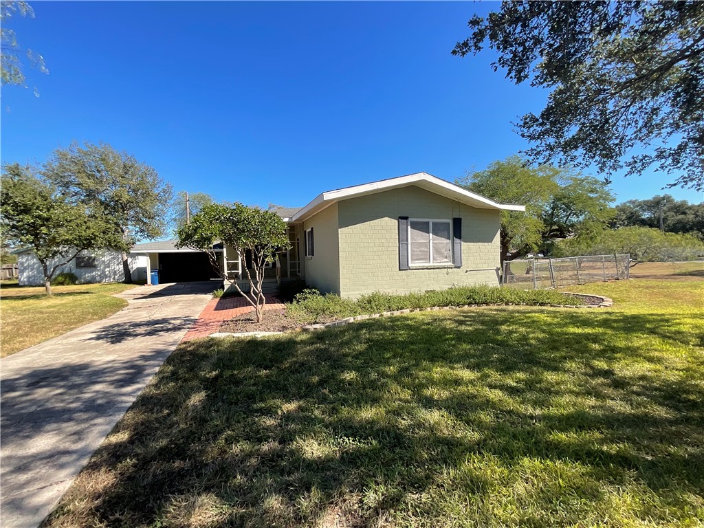 3662 Monterrey Property Photo 6