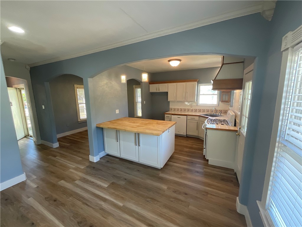 3662 Monterrey Property Photo 12